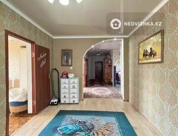 4-бөлмелі үй, 10 соттық, 176 м², 2-нобай