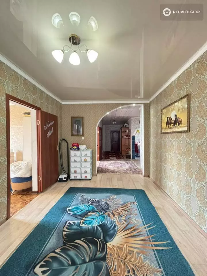 4-комнатный дом, 10 соток, 176 м², фотография 2