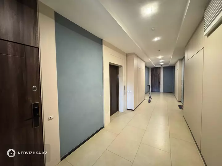3-комнатная квартира, этаж 8 из 9, 100 м², 3-фотосурет