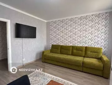3-комнатная квартира, этаж 3 из 6, 73 м², миниатюра 4