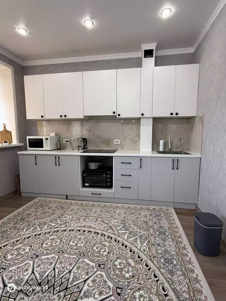 3-комнатная квартира, этаж 3 из 6, 73 м², фотография 3