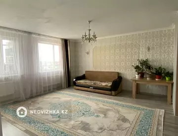 2-комнатная квартира, этаж 8 из 13, 70 м², миниатюра 1