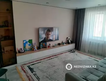 3-комнатная квартира, этаж 6 из 10, 77 м², миниатюра 9