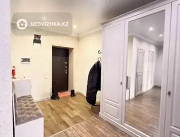 2-комнатная квартира, этаж 4 из 9, 64 м², миниатюра 5