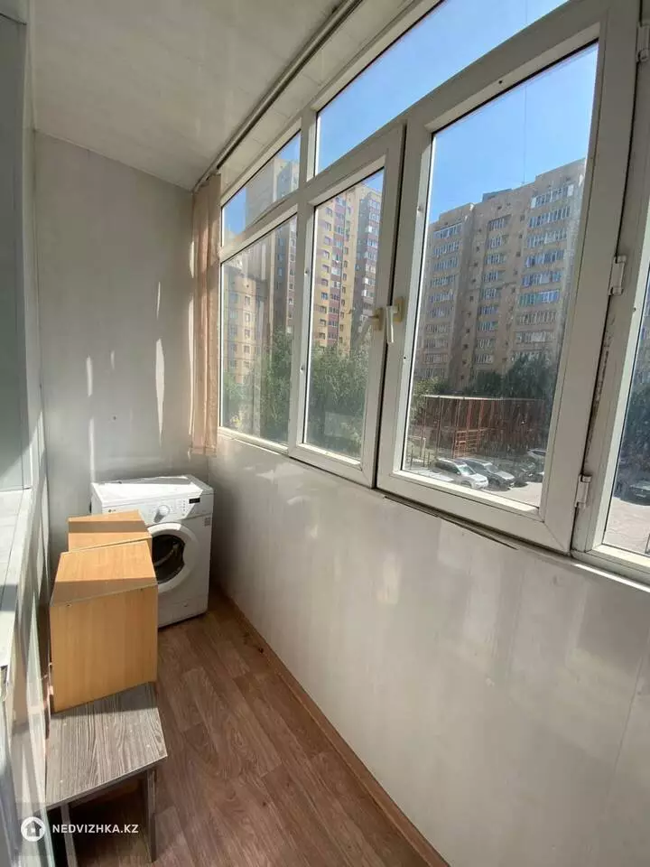 1-комнатная квартира, этаж 2 из 9, 50 м², фотография 4