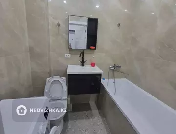 1-комнатная квартира, этаж 9 из 12, 25 м², миниатюра 2