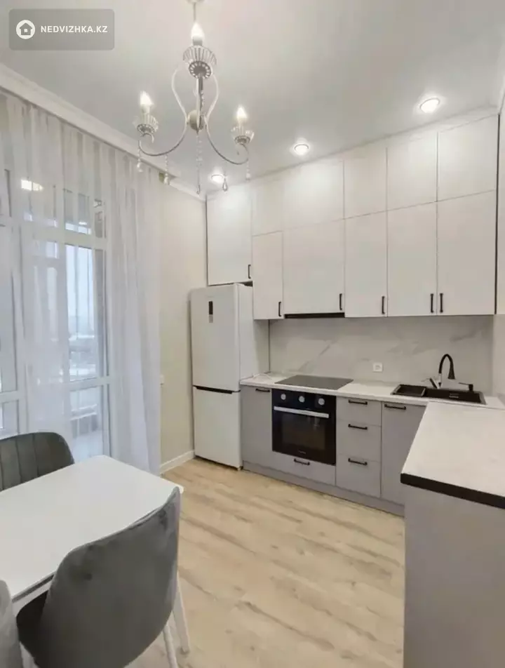 1-комнатная квартира, этаж 5 из 12, 38 м²