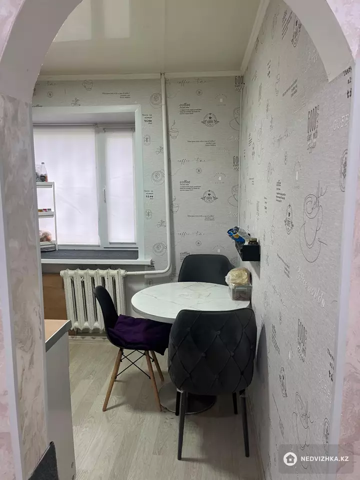 3-комнатная квартира, этаж 1 из 5, 47 м², фотография 4