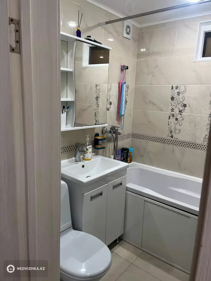 3-комнатная квартира, этаж 1 из 5, 47 м², фотография 2