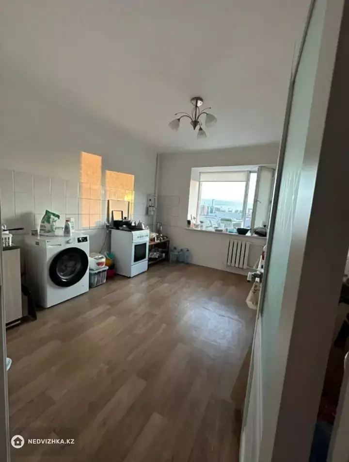 1-комнатная квартира, этаж 5 из 9, 50 м², фотография 2
