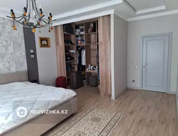 3-комнатная квартира, этаж 2 из 4, 130 м², миниатюра 12