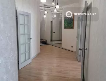 3-комнатная квартира, этаж 2 из 4, 130 м², миниатюра 11