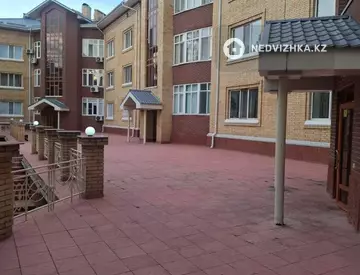 3-комнатная квартира, этаж 2 из 4, 130 м², миниатюра 3