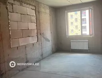4-комнатная квартира, этаж 3 из 6, 115 м², миниатюра 4