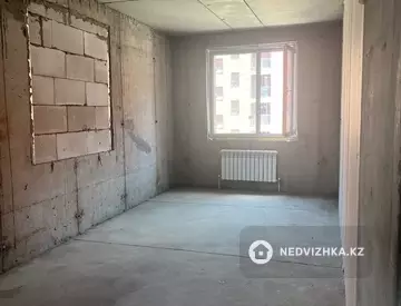 4-комнатная квартира, этаж 3 из 6, 115 м², миниатюра 2