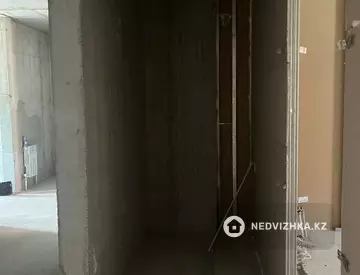 4-комнатная квартира, этаж 3 из 6, 115 м², миниатюра 12