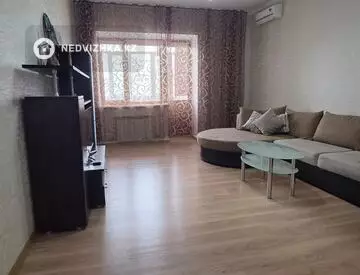 4-комнатная квартира, этаж 4 из 7, 136 м²