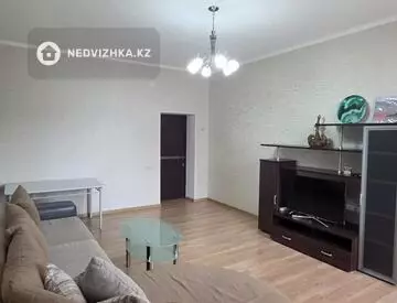 4-комнатная квартира, этаж 4 из 7, 136 м²