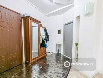 3-комнатная квартира, этаж 3 из 9, 92 м², миниатюра 6