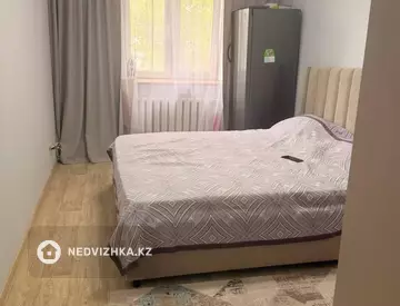 3-комнатная квартира, этаж 2 из 5, 66 м², миниатюра 3