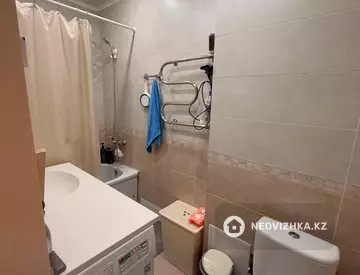3-комнатная квартира, этаж 2 из 5, 66 м², миниатюра 5