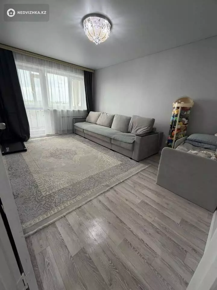 2-комнатная квартира, этаж 7 из 9, 40 м², фотография 4