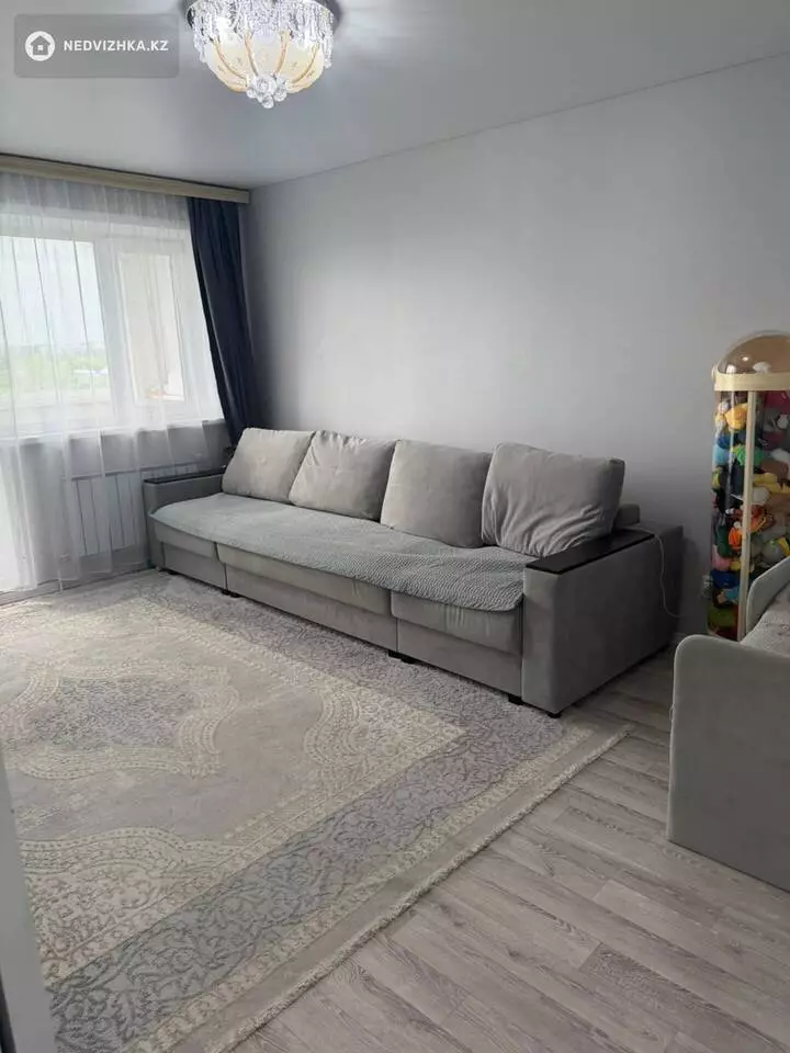2-комнатная квартира, этаж 7 из 9, 40 м², фотография 3