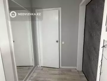 2-комнатная квартира, этаж 7 из 9, 40 м², миниатюра 7