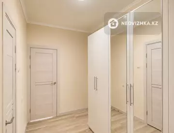 1-комнатная квартира, этаж 6 из 9, 34 м², миниатюра 3