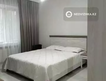 2-комнатная квартира, этаж 2 из 5, 59 м², миниатюра 2