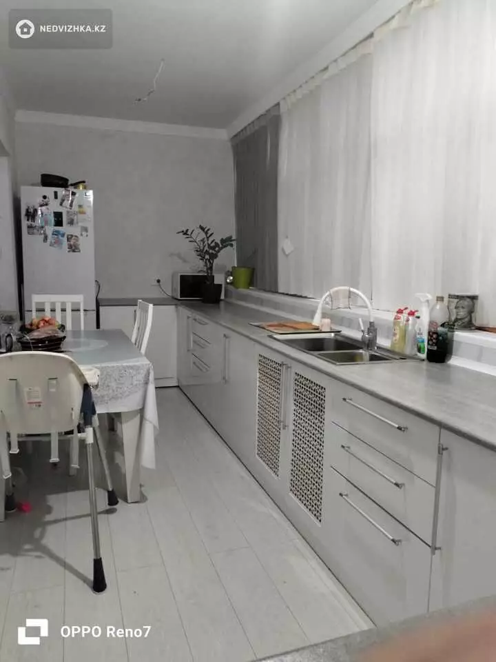 2-комнатная квартира, этаж 2 из 5, 59 м², фотография 4