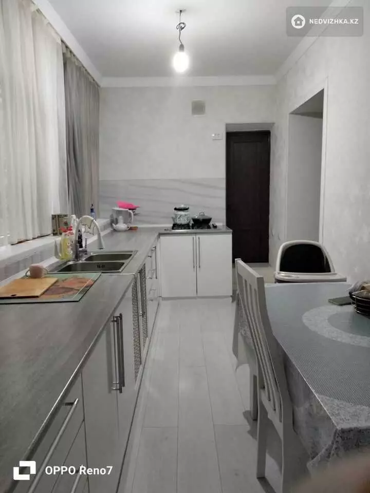 2-комнатная квартира, этаж 2 из 5, 59 м², фотография 5