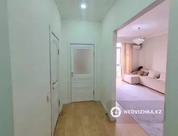 1-комнатная квартира, этаж 2 из 13, 45 м², миниатюра 3
