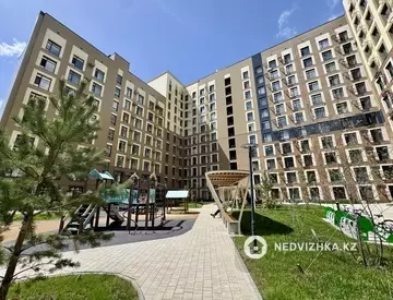 4-комнатная квартира, этаж 12 из 12, 130 м², миниатюра 1