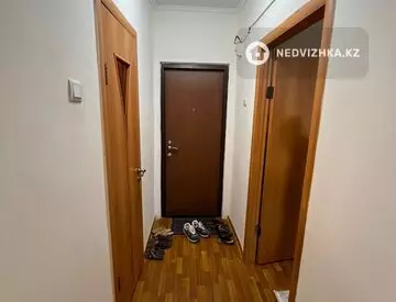 1-комнатная квартира, этаж 2 из 5, 38 м², миниатюра 6