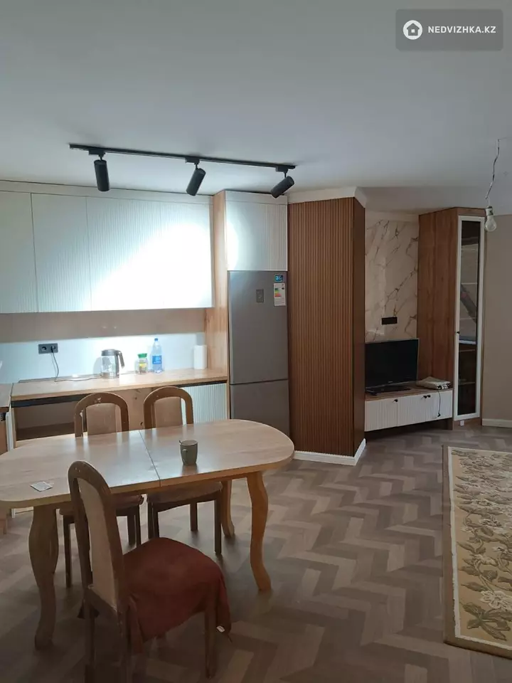 2-комнатная квартира, этаж 3 из 16, 57 м²