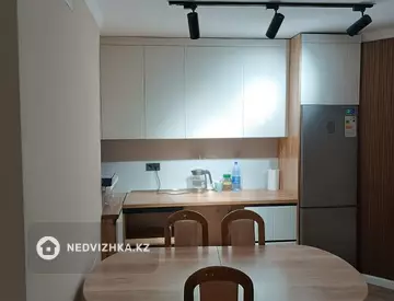 2-комнатная квартира, этаж 3 из 16, 57 м², миниатюра 7