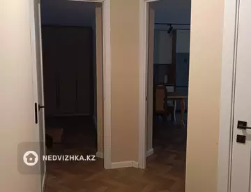 2-комнатная квартира, этаж 3 из 16, 57 м², миниатюра 10