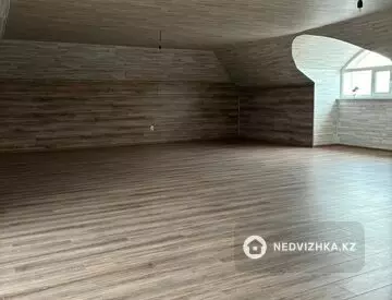 7-комнатный дом, 10 соток, 500 м², миниатюра 2