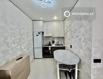 2-комнатная квартира, этаж 4 из 12, 40 м², миниатюра 6