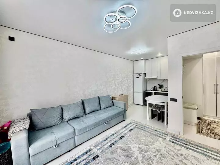2-комнатная квартира, этаж 4 из 12, 40 м², фотография 4