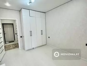 2-комнатная квартира, этаж 4 из 12, 40 м², миниатюра 9