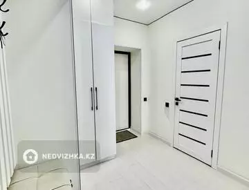 2-комнатная квартира, этаж 4 из 12, 40 м², миниатюра 11