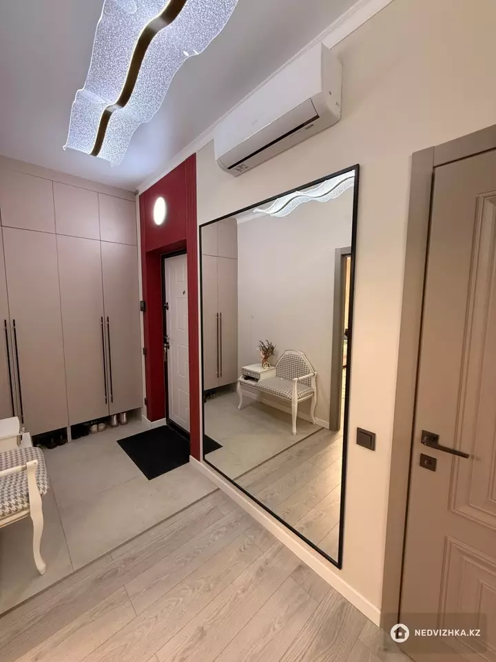 3-комнатная квартира, этаж 16 из 16, 58 м², фотография 2