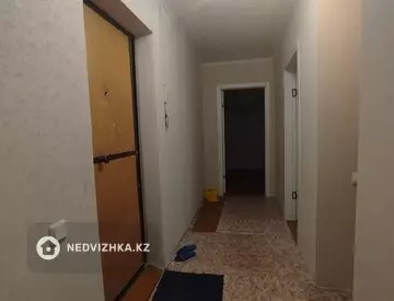4-комнатная квартира, этаж 1 из 5, 61 м²