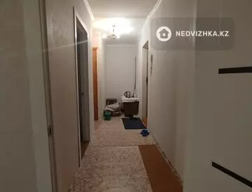 4-комнатная квартира, этаж 1 из 5, 61 м², миниатюра 6