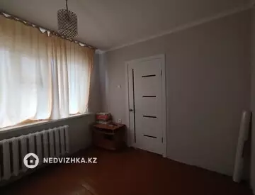 4-комнатная квартира, этаж 1 из 5, 61 м², миниатюра 10