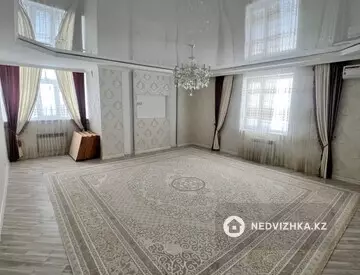 3-комнатная квартира, этаж 5 из 7, 130 м²
