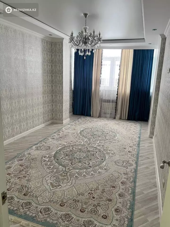 3-комнатная квартира, этаж 5 из 7, 130 м², фотография 4