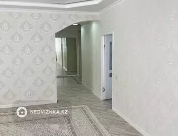 3-комнатная квартира, этаж 5 из 7, 130 м²